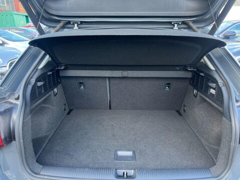 Audi Q2 TFSI SPORT 22