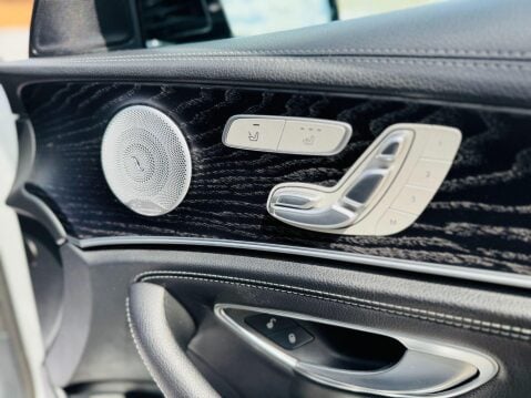 Mercedes-Benz E Class E 300 D AMG LINE EDITION PREMIUM PLUS 28