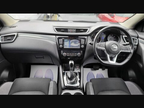 Nissan Qashqai N-CONNECTA DIG-T XTRONIC 13