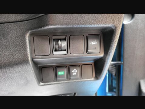 Nissan Qashqai N-CONNECTA DIG-T XTRONIC 23