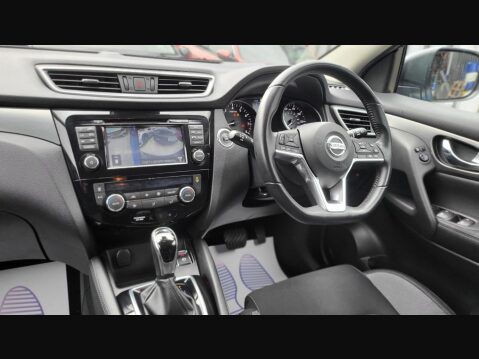 Nissan Qashqai N-CONNECTA DIG-T XTRONIC 14