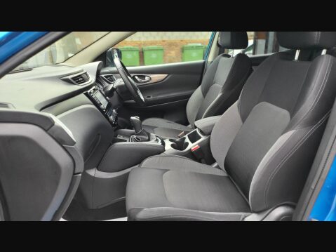 Nissan Qashqai N-CONNECTA DIG-T XTRONIC 28