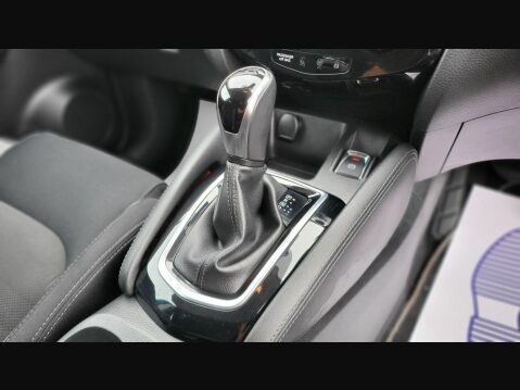 Nissan Qashqai N-CONNECTA DIG-T XTRONIC 16
