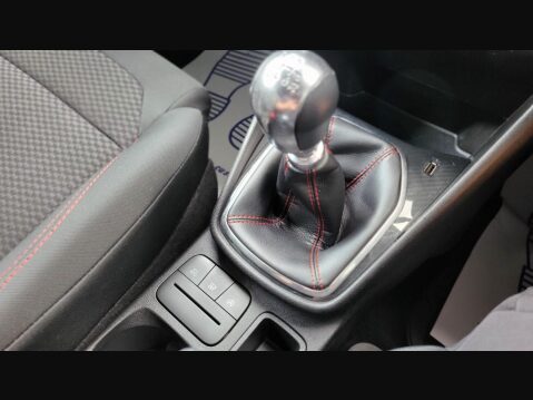 Ford Fiesta ST-LINE 13