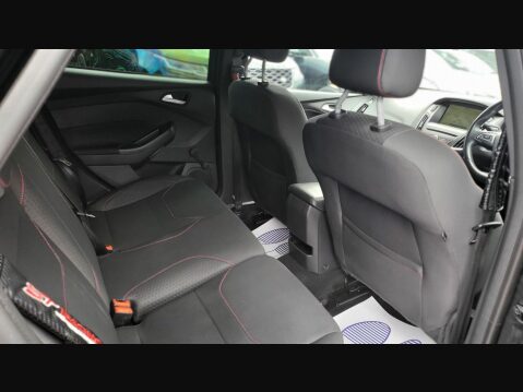 Ford Focus ST-LINE 19