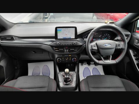 Ford Focus ST-LINE 3