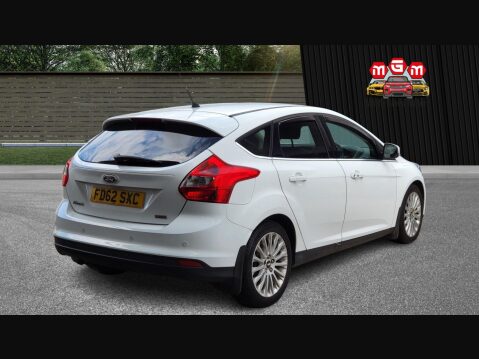 Ford Focus TITANIUM X 10