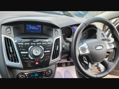 Ford Focus TITANIUM X 15