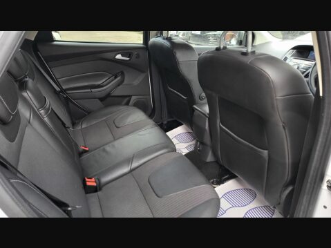 Ford Focus TITANIUM X 20