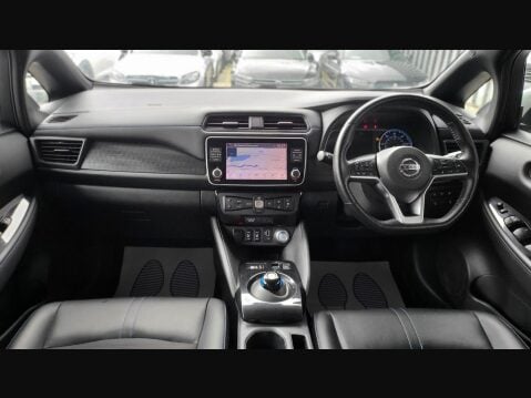 Nissan LEAF N-CONNECTA 2