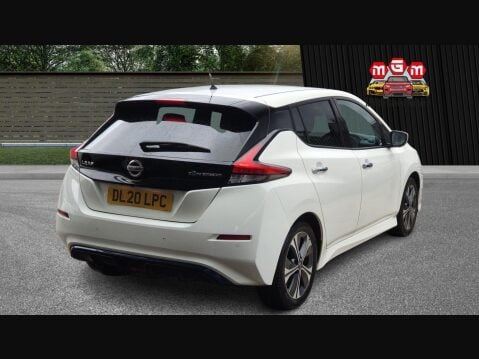 Nissan LEAF N-CONNECTA 10