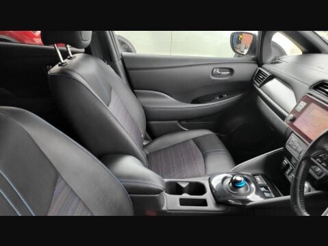 Nissan LEAF N-CONNECTA 14