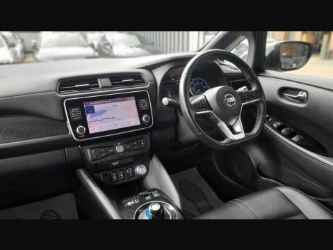 Nissan LEAF N-CONNECTA 12