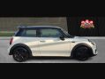 Mini Hatch COOPER 9