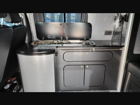 Volkswagen Transporter T28 TDI P/V TRENDLINE BMT 27