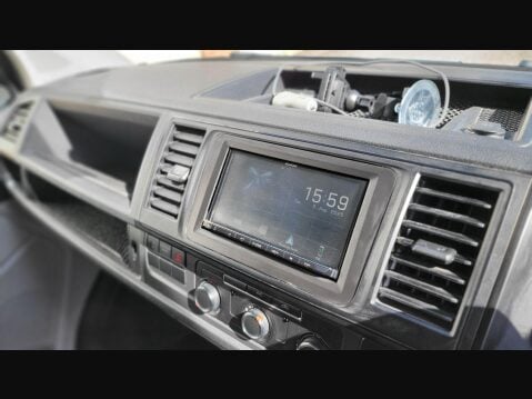 Volkswagen Transporter T28 TDI P/V TRENDLINE BMT 14