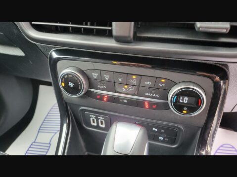 Ford Ecosport TITANIUM 22