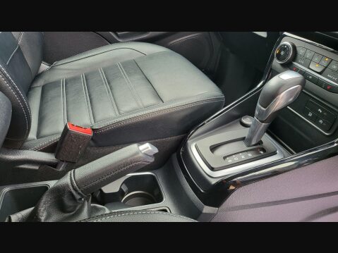 Ford Ecosport TITANIUM 18