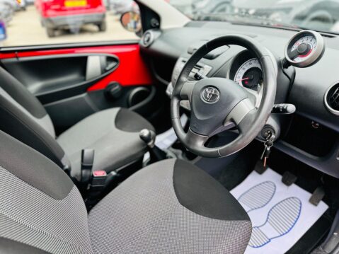 Toyota Aygo VVT-I MOVE WITH STYLE 13