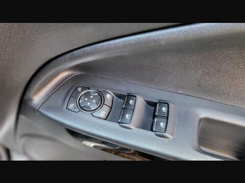 Ford Ecosport TITANIUM 18