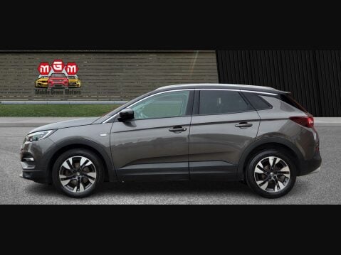 Vauxhall Grandland X SE PREMIUM 7