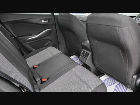 Vauxhall Grandland X SE PREMIUM 21