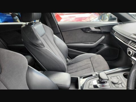 Audi A4 TFSI BLACK EDITION 17