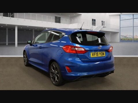 Ford Fiesta ST-LINE 2