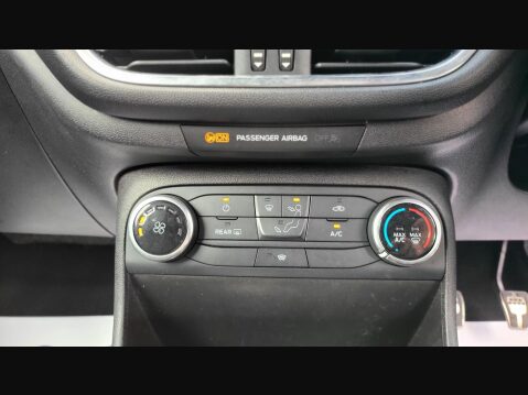 Ford Fiesta ST-LINE 19