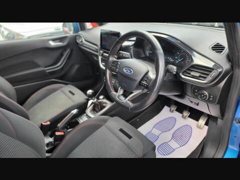 Ford Fiesta ST-LINE 11