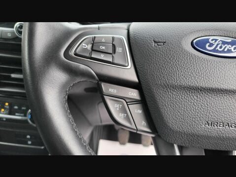 Ford Ecosport TITANIUM 21