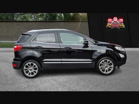 Ford Ecosport TITANIUM 8