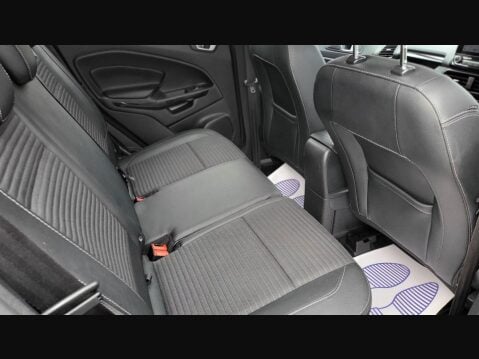 Ford Ecosport TITANIUM 19
