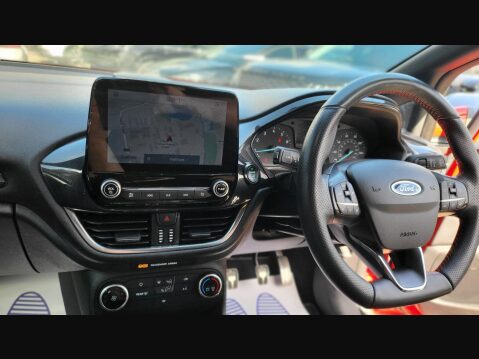 Ford Fiesta ST-LINE 13