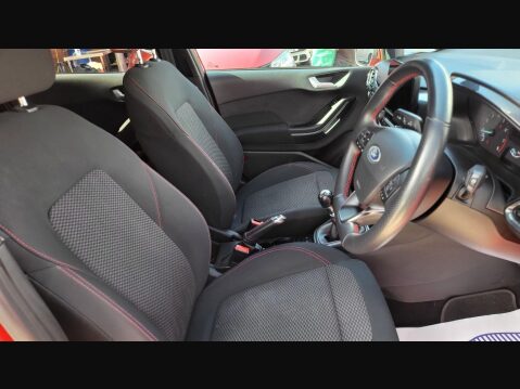 Ford Fiesta ST-LINE 17