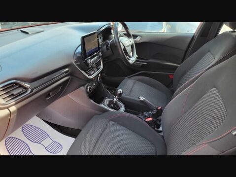 Ford Fiesta ST-LINE 29