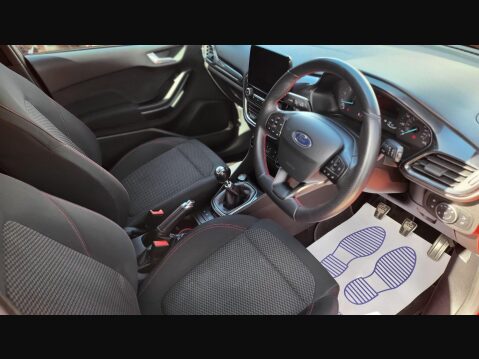 Ford Fiesta ST-LINE 16