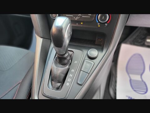 Ford Focus ST-LINE 13