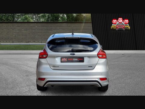 Ford Focus ST-LINE 7