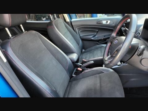 Ford Ecosport ST-LINE 13