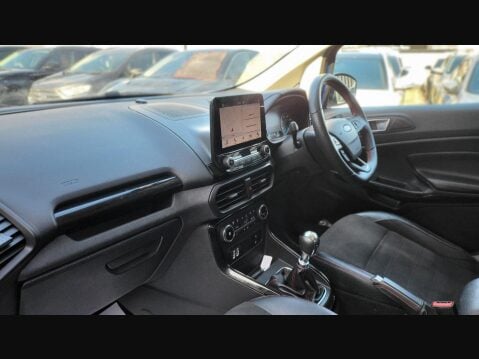 Ford Ecosport ST-LINE 11