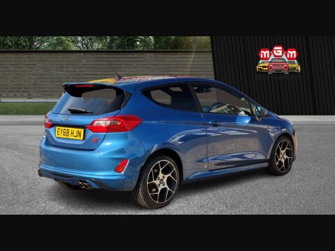 Ford Fiesta ST-2 9
