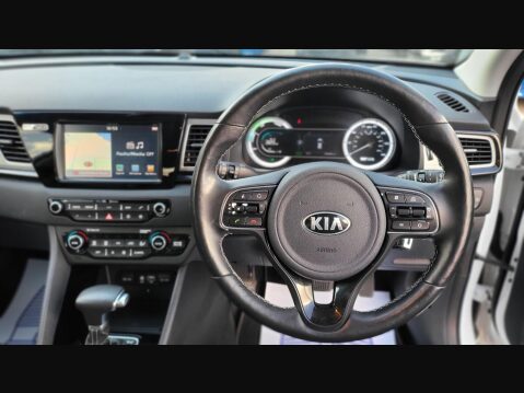 Kia Niro 3 27