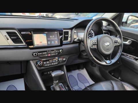 Kia Niro 3 11