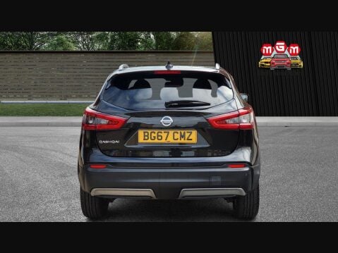 Nissan Qashqai N-CONNECTA DIG-T 8