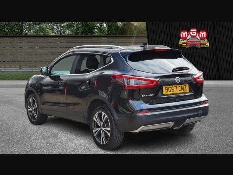 Nissan Qashqai N-CONNECTA DIG-T 6
