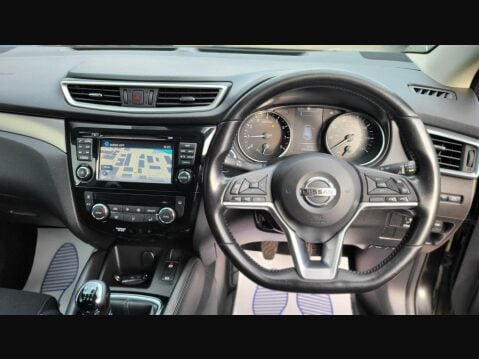 Nissan Qashqai N-CONNECTA DIG-T 26