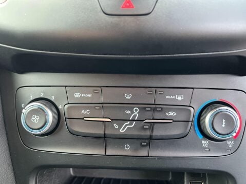 Ford Focus ST-LINE 19