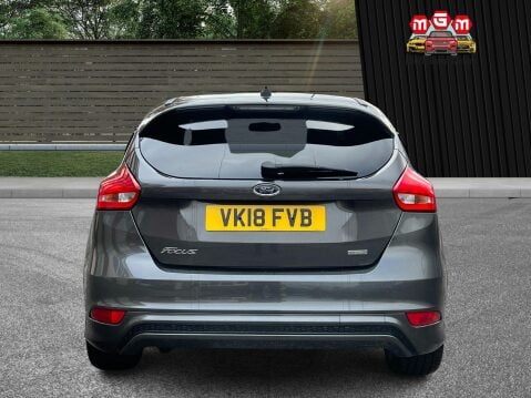 Ford Focus ST-LINE 8