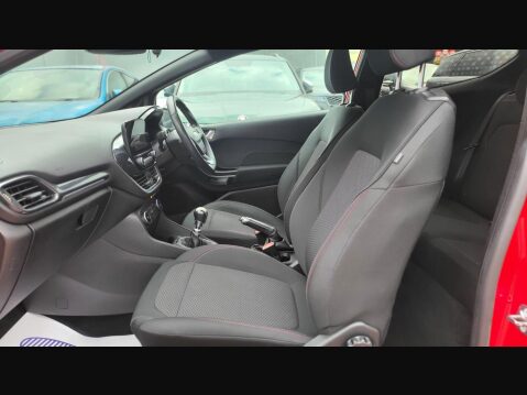 Ford Fiesta ST-LINE 29